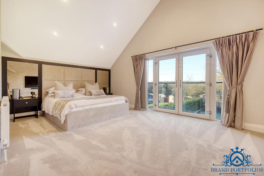 Additional image 13 of Southend Road, Howe Green, CM2