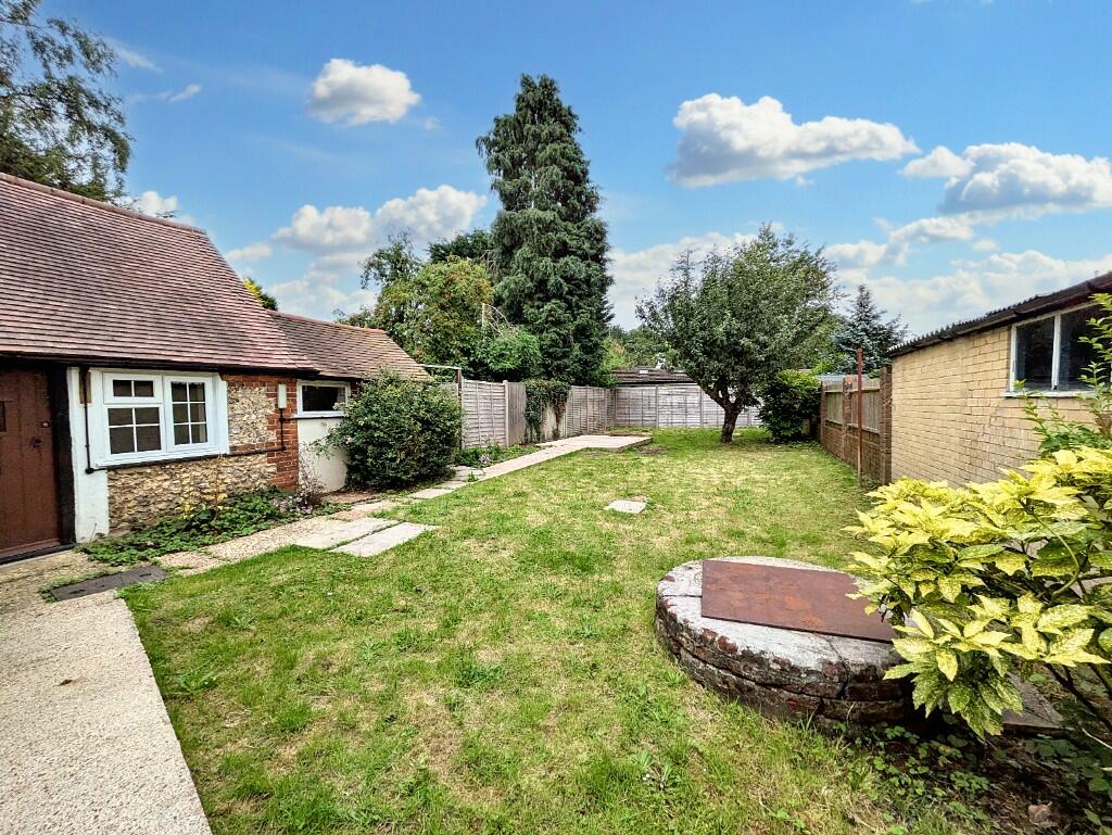 Additional image 4 of 8-10 Newlands Cottages, Coulsdon Common, Caterham, Surrey, CR3