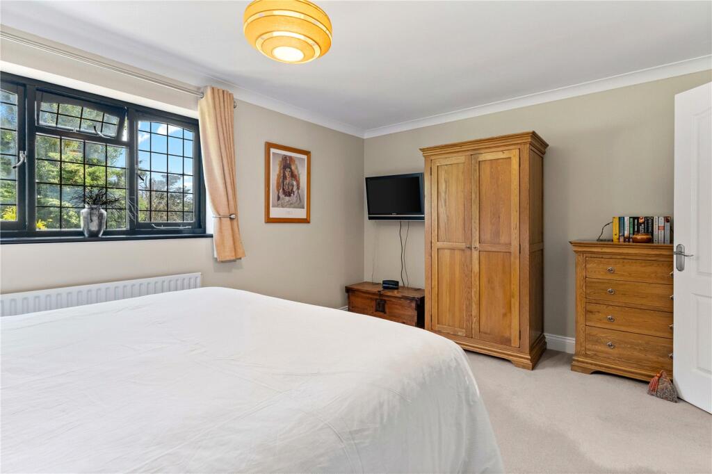 Additional image 13 of Blenheim Close, Sawbridgeworth, Herts, CM21