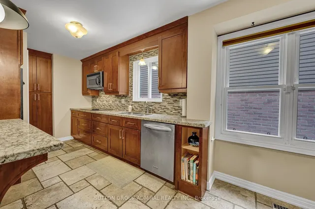 Additional image 13 of 52 GARDEN Ave