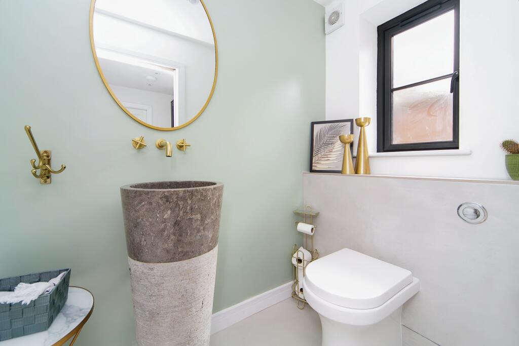 Additional image 13 of Chester Road, Ellesmere Port, CH66