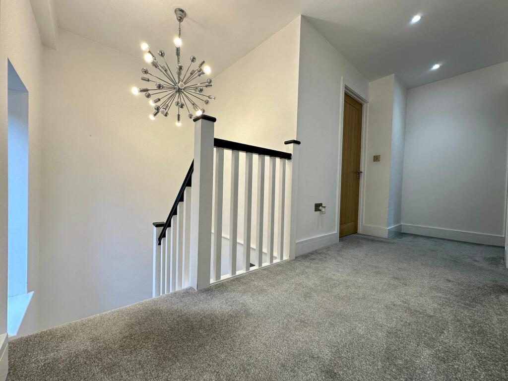 Additional image 18 of Wiggins Lane, Billericay, CM12