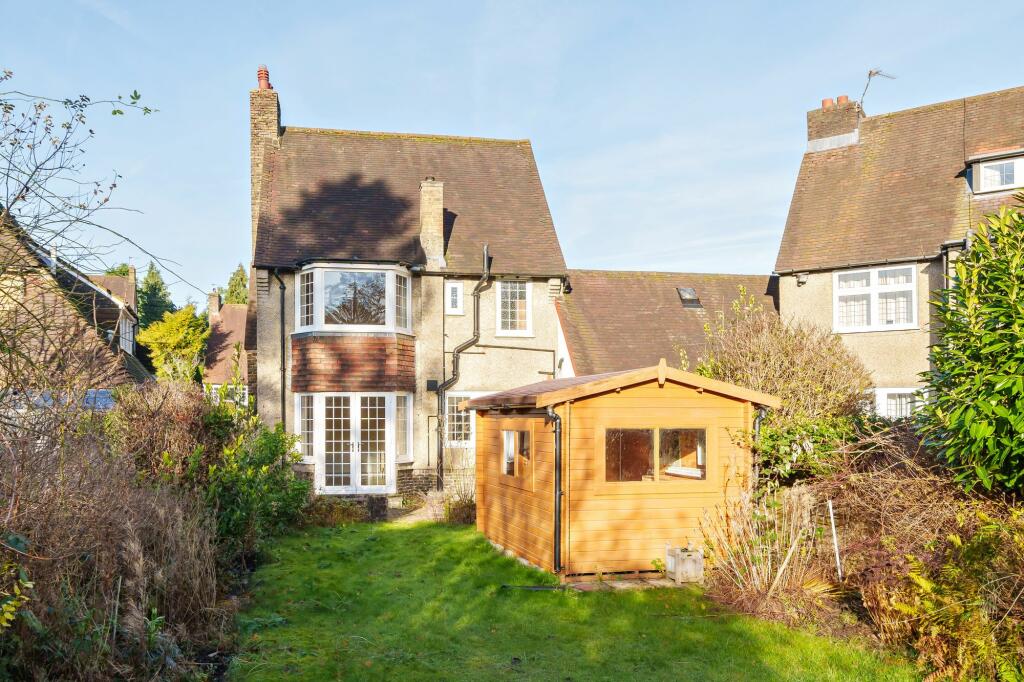 Additional image 17 of The Netherlands, Coulsdon, CR5