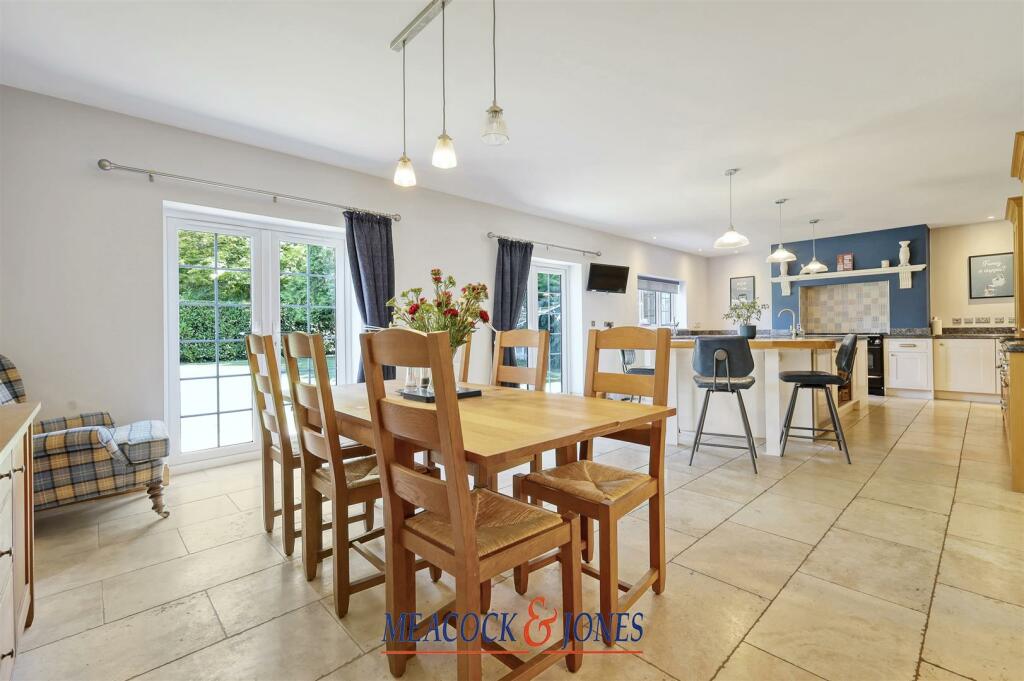 Additional image 4 of Blackmore Road, Hook End, Brentwood