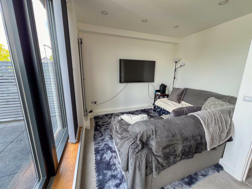 Additional image 7 of Shrubland Road, Mistley