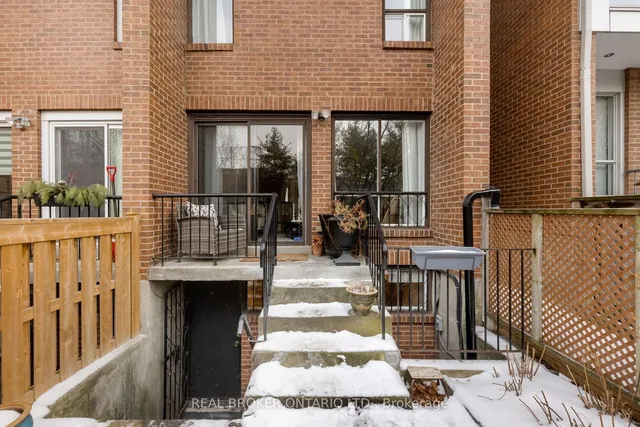 Additional image 25 of 134 Dupont St