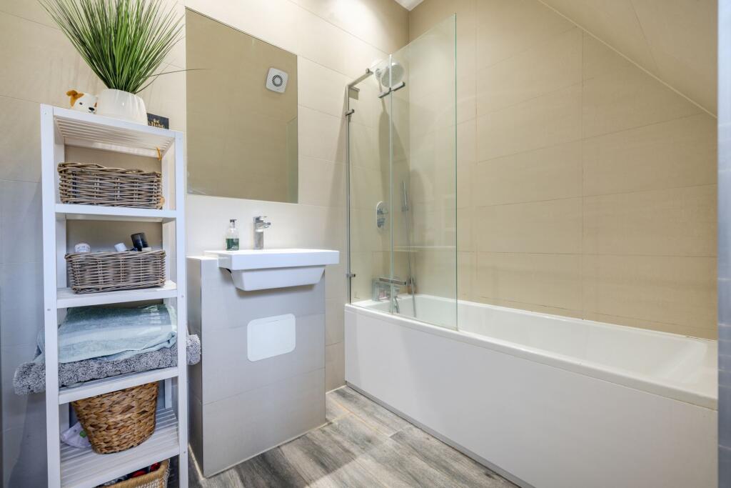 Additional image 8 of Westview Road, Upper Valley View, CR6