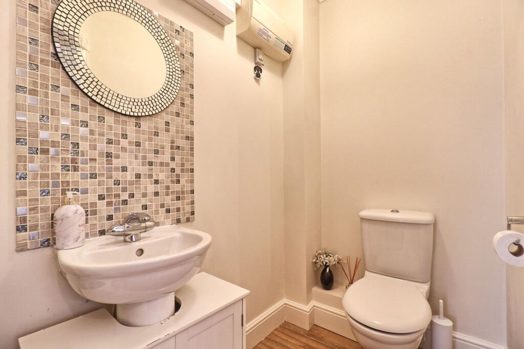 Additional image 16 of Vicarage Court, Southminster, CM0 7GZ