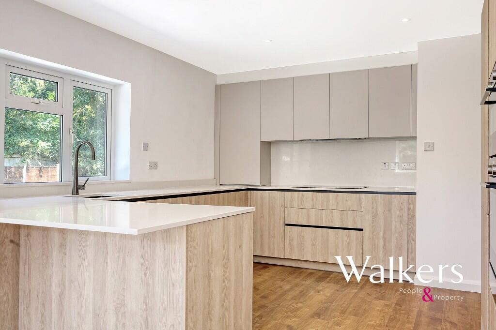 Additional image 11 of Dealtree Close, Brentwood