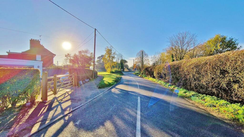 Additional image 37 of Crow Lane, Weeley