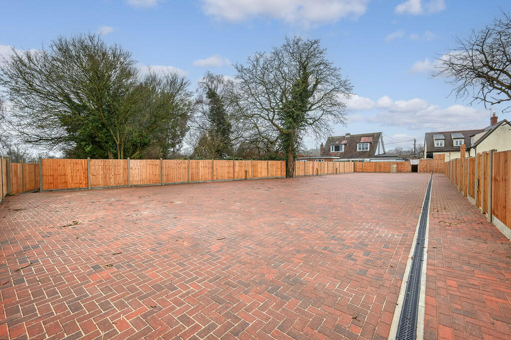 Additional image 18 of Mole Hill Green