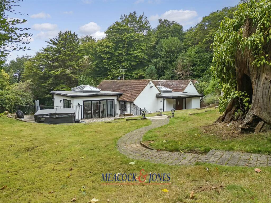 Additional image 33 of Weald Road, South Weald, Brentwood