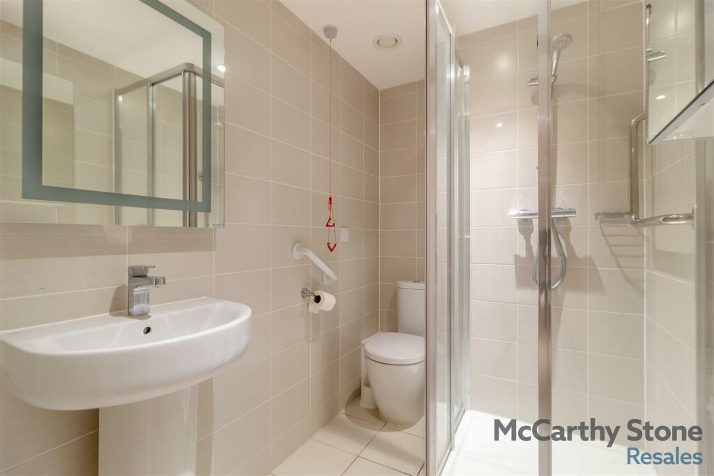 Additional image 17 of Hadleigh Road, Frinton-On-Sea