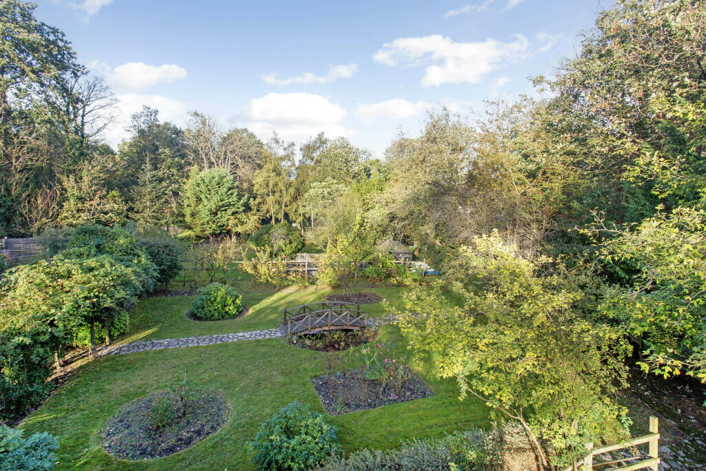 Additional image 3 of Shirley Church Road, Croydon, CR0