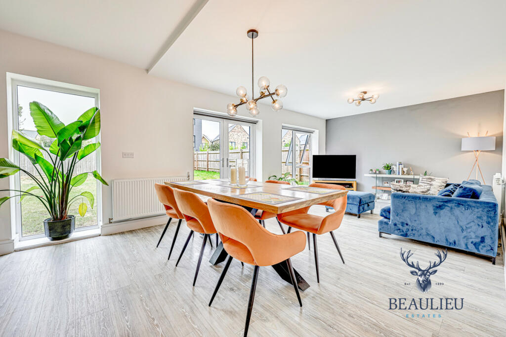 Additional image 4 of Frederick Hawkes Gardens, Chelmsford, CM1 6