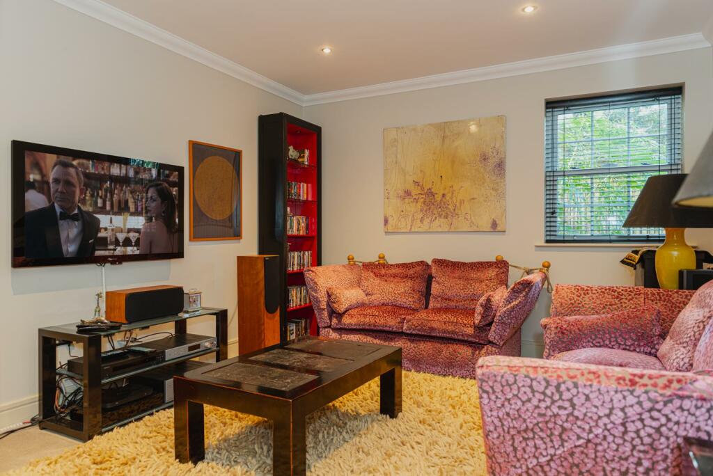 Additional image 24 of Walpole Avenue, Chipstead