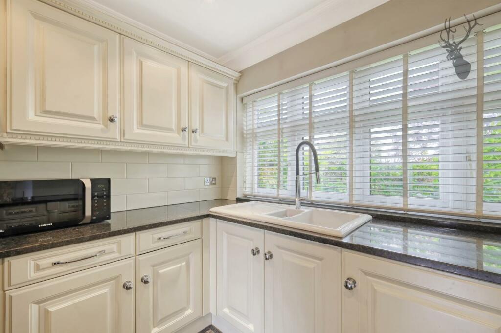 Additional image 9 of Mount End, Theydon Mount, Epping