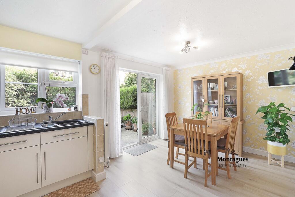 Additional image 3 of Slade End, Theydon Bois, CM16