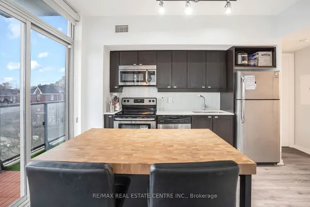 Additional image 12 of 105 The Queensway Ave Unit 303