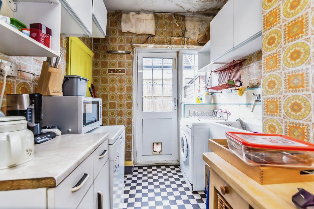 Additional image 5 of Burntwood Lane, Caterham, Surrey, CR3