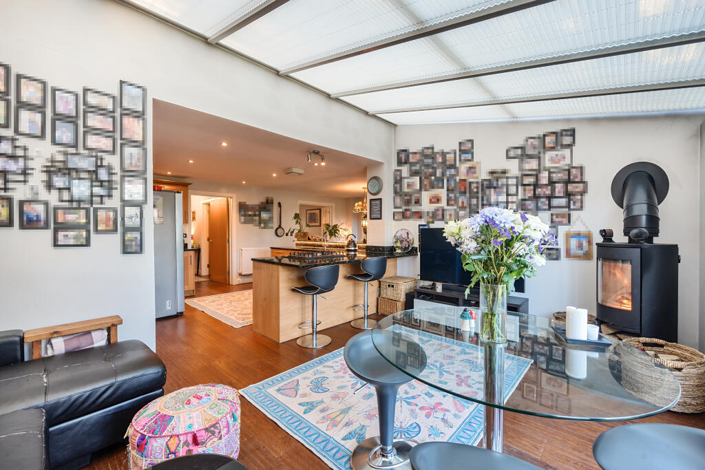 Additional image 11 of Newbery Close, Caterham, CR3