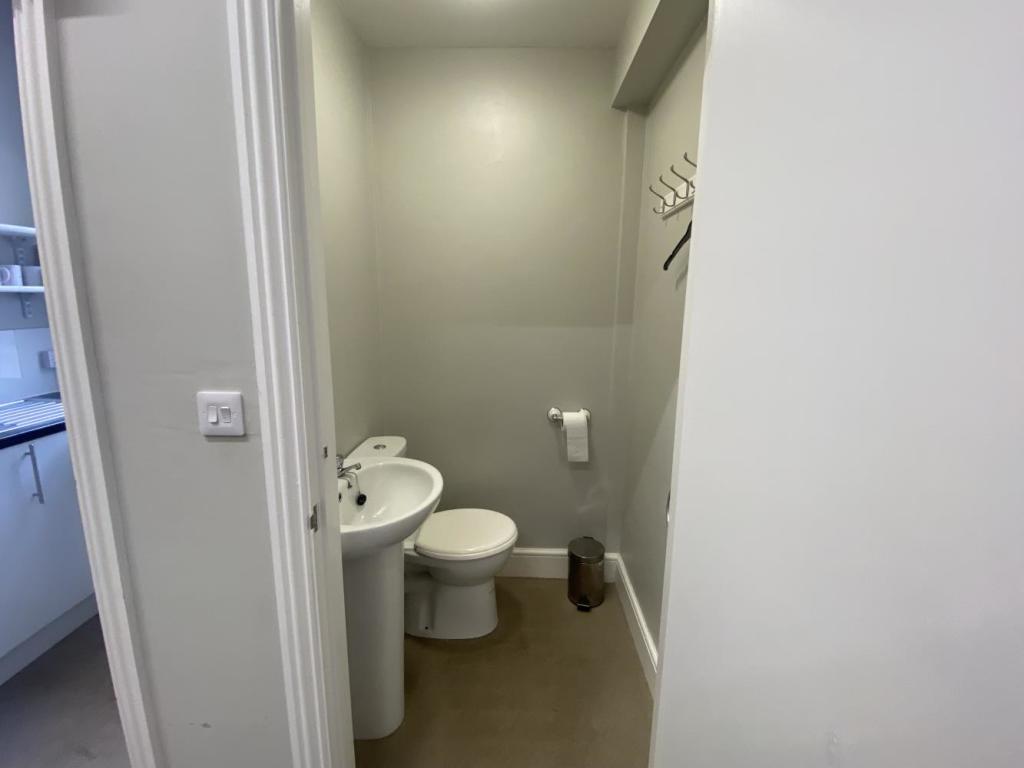 Additional image 8 of Commercial - 14 George Yard