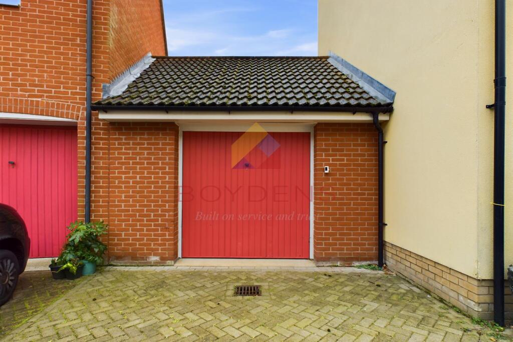 Additional image 17 of James Gore Drive, Colchester