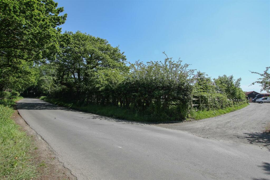 Additional image 36 of Mores Lane, Bentley, Brentwood