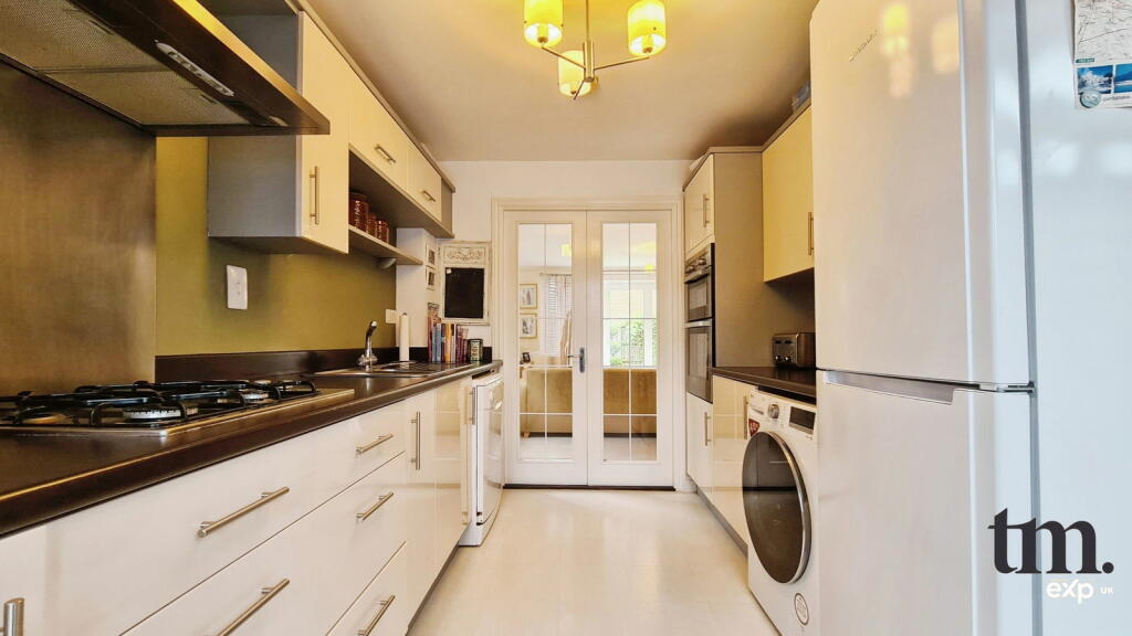 Additional image 5 of Roding Drive, Little Canfield, Dunmow, CM6 1FE