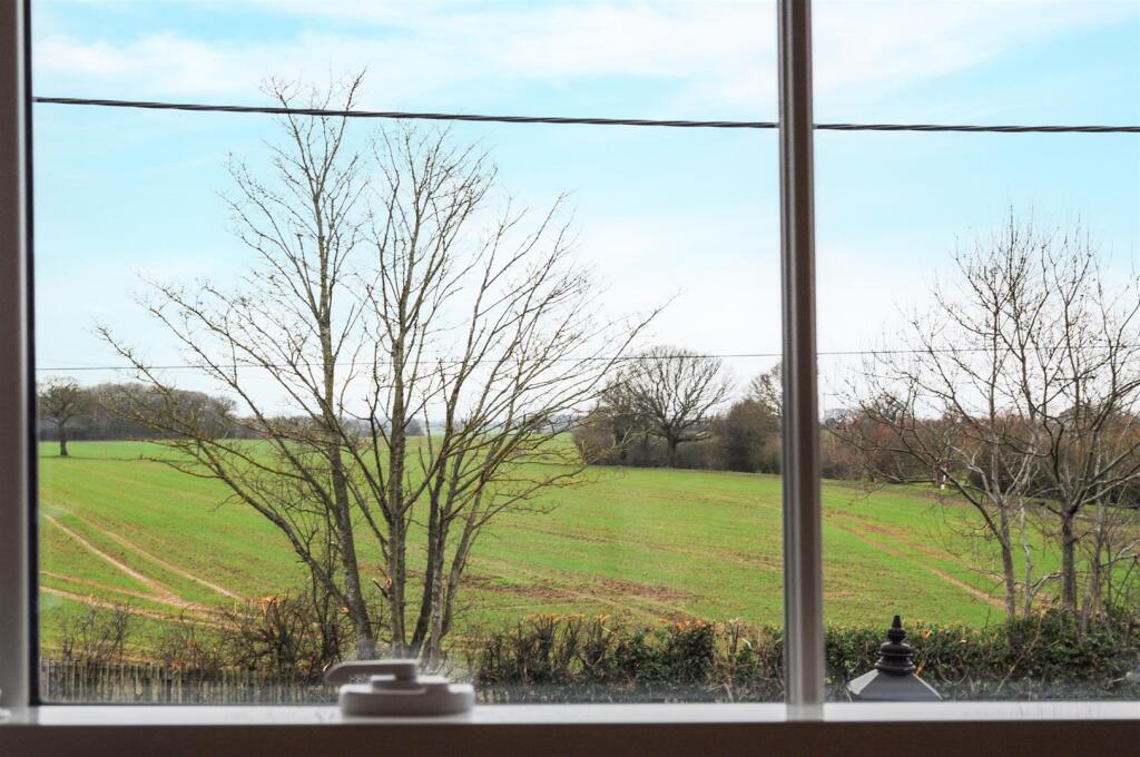 Additional image 32 of Tye Common Road, Billericay