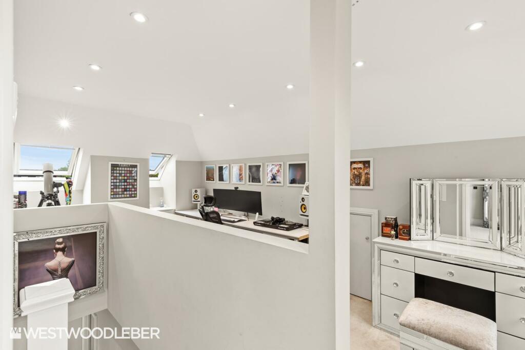 Additional image 37 of Epping Green, Epping