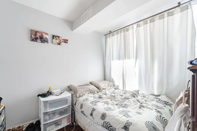 Additional image 24 of 10 QUEENS Quay Unit 1510