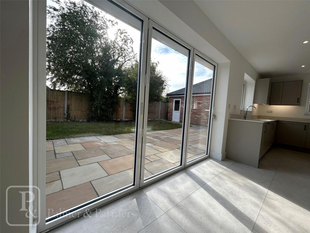 Additional image 16 of The Meadows, Betts Green Road, Little Clacton, Essex, CO16