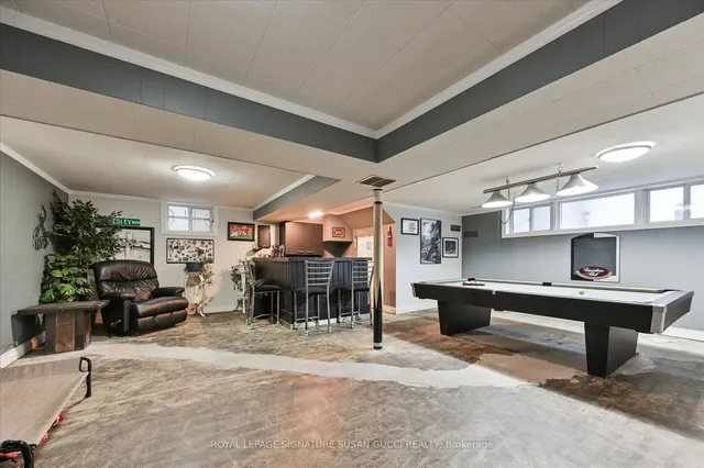 Additional image 18 of 75 Sloane Ave