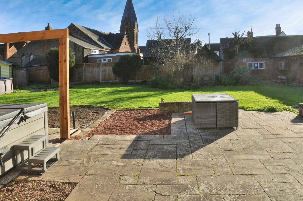 Additional image 20 of Meadow Bank, Hatfield Peverel, Chelmsford, CM3