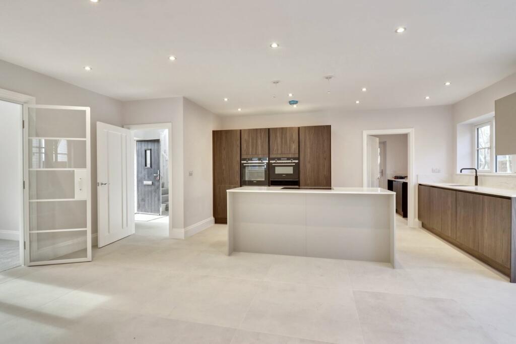 Additional image 6 of Florence Drive, Hatfield Broad Oak, Bishop's Stortford, CM22