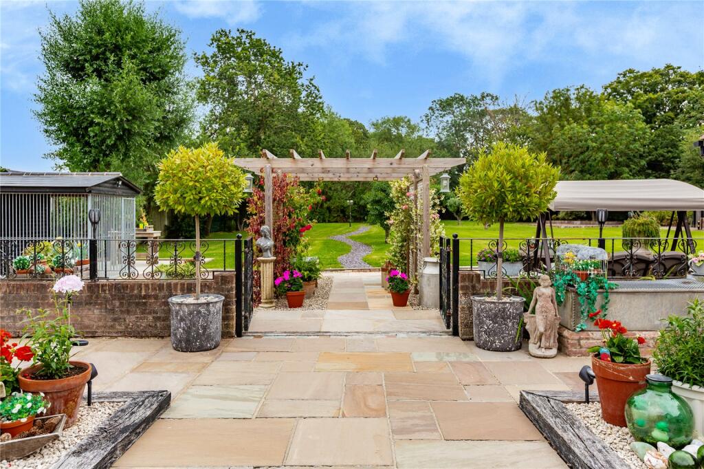 Additional image 21 of Main Road, Bicknacre, CM3