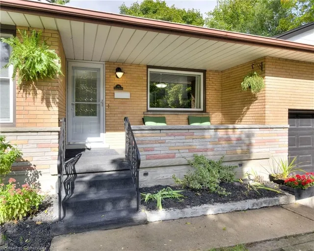 Additional image 9 of 42 Acacia St