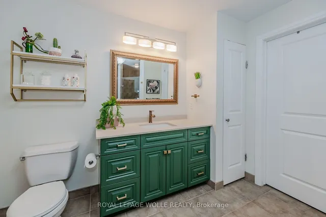 Additional image 26 of 165 Duke St Unit 315