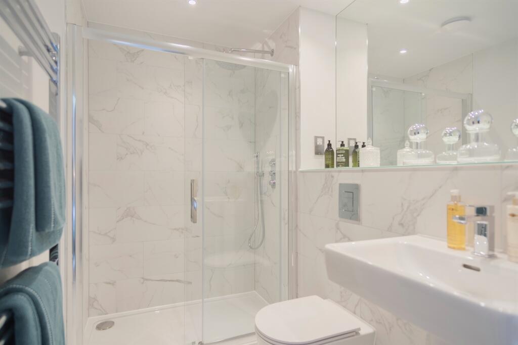 Additional image 6 of Manningtree Park, Mistley, Manningtree