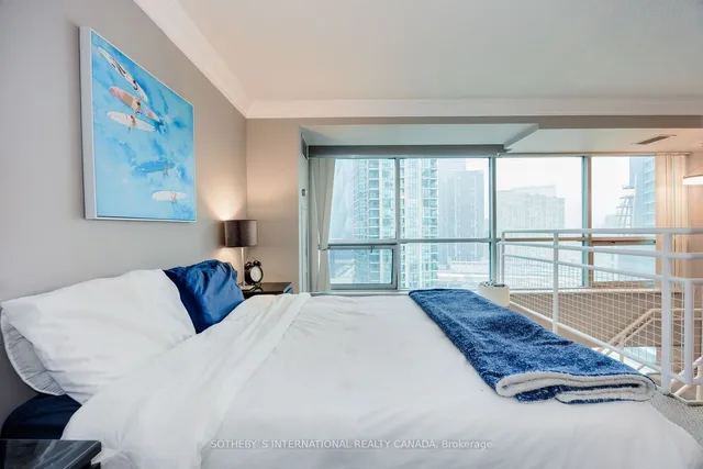Additional image 15 of 10 Yonge St Unit 1805