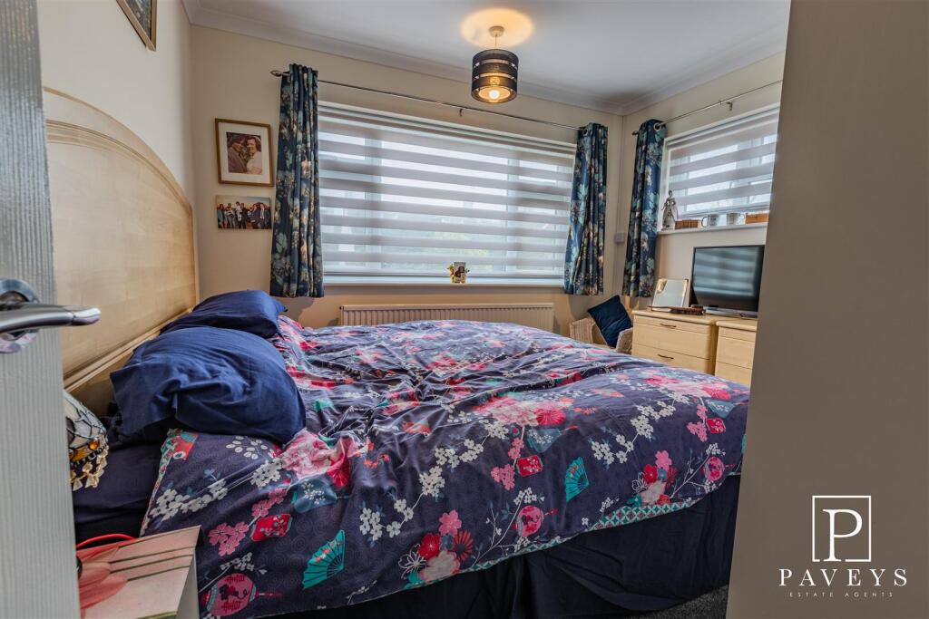 Primary image of Queens Road, Frinton-On-Sea