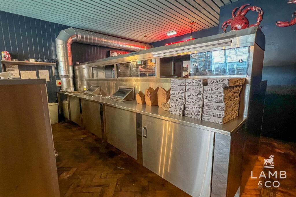 Additional image 10 of Connaught Avenue, Frinton-On-Sea