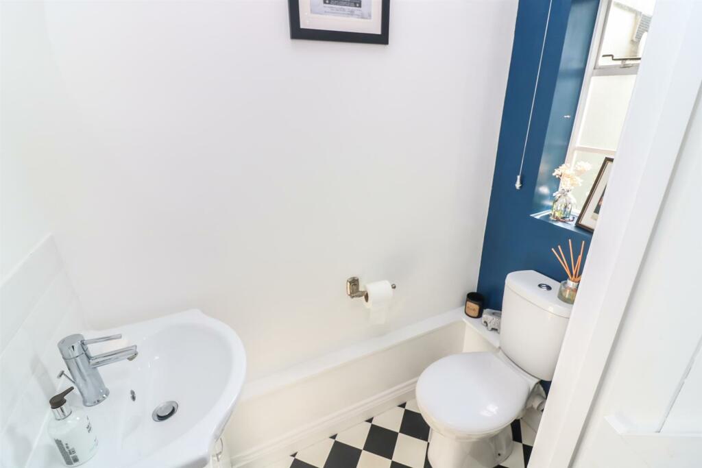 Additional image 5 of High Street, Bradwell-On-Sea