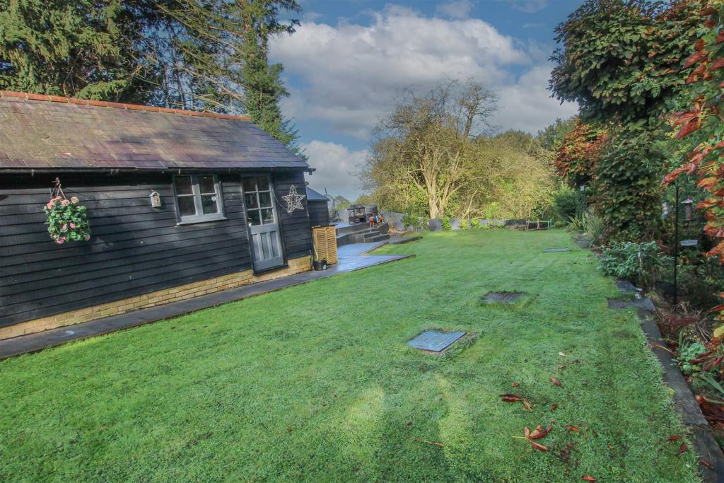 Additional image 19 of Dark Lane, Great Warley, Brentwood