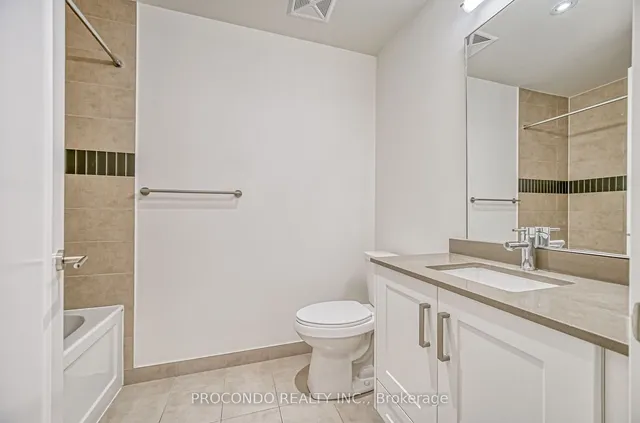 Additional image 25 of 99 John St Unit 1405