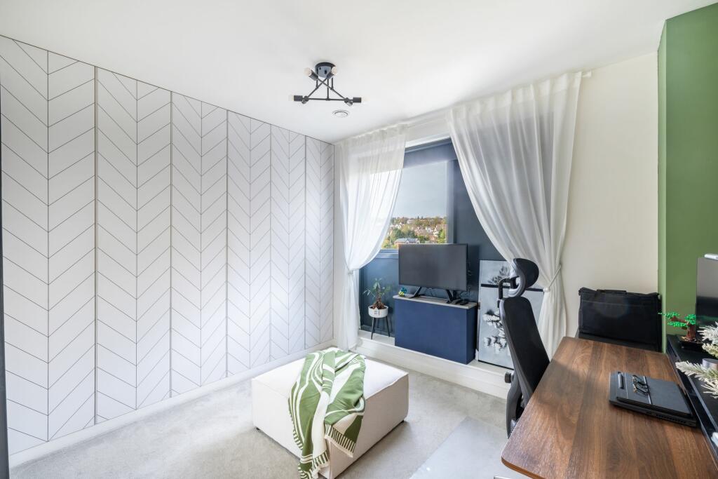 Additional image 12 of Leaden Hill, Smitham Court, CR5