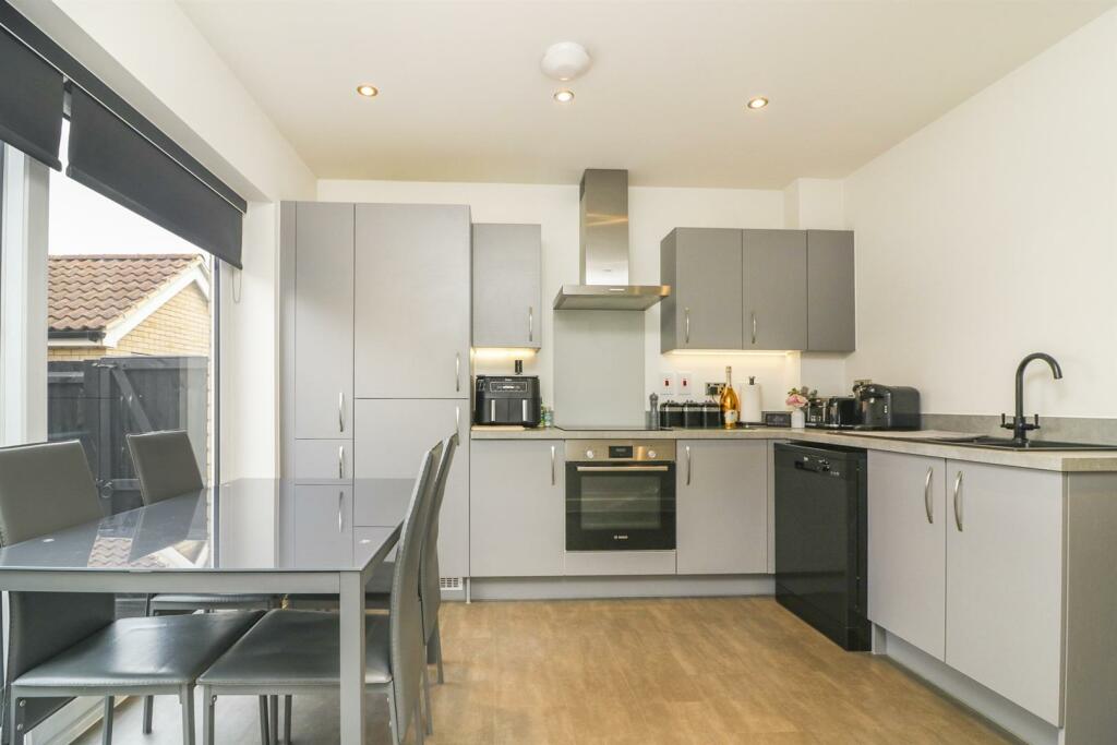 Additional image 5 of Orchard Way, Boreham