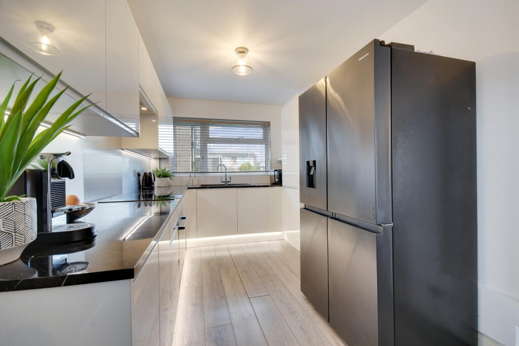 Additional image 6 of Great Cob, Springfield