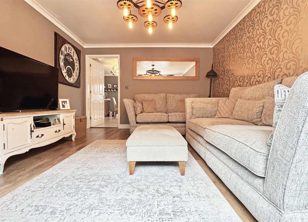 Additional image 3 of Shimbrooks, Great Leighs, Chelmsford